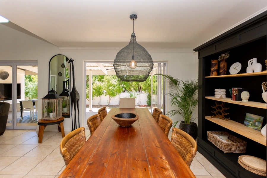 4 Bedroom Property for Sale in Riebeek Kasteel Western Cape